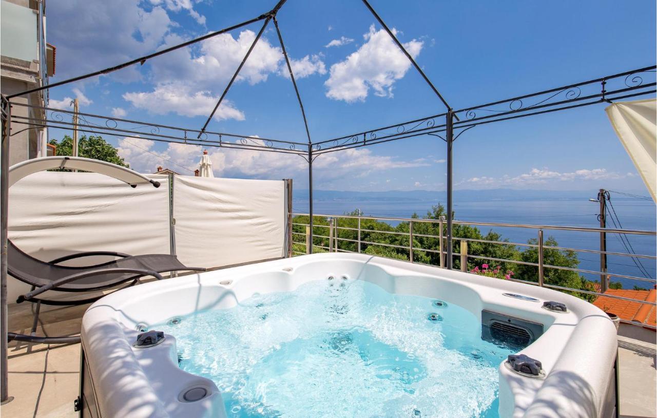 1 Bedroom Gorgeous Apartment In Moscenicka Draga Exterior foto