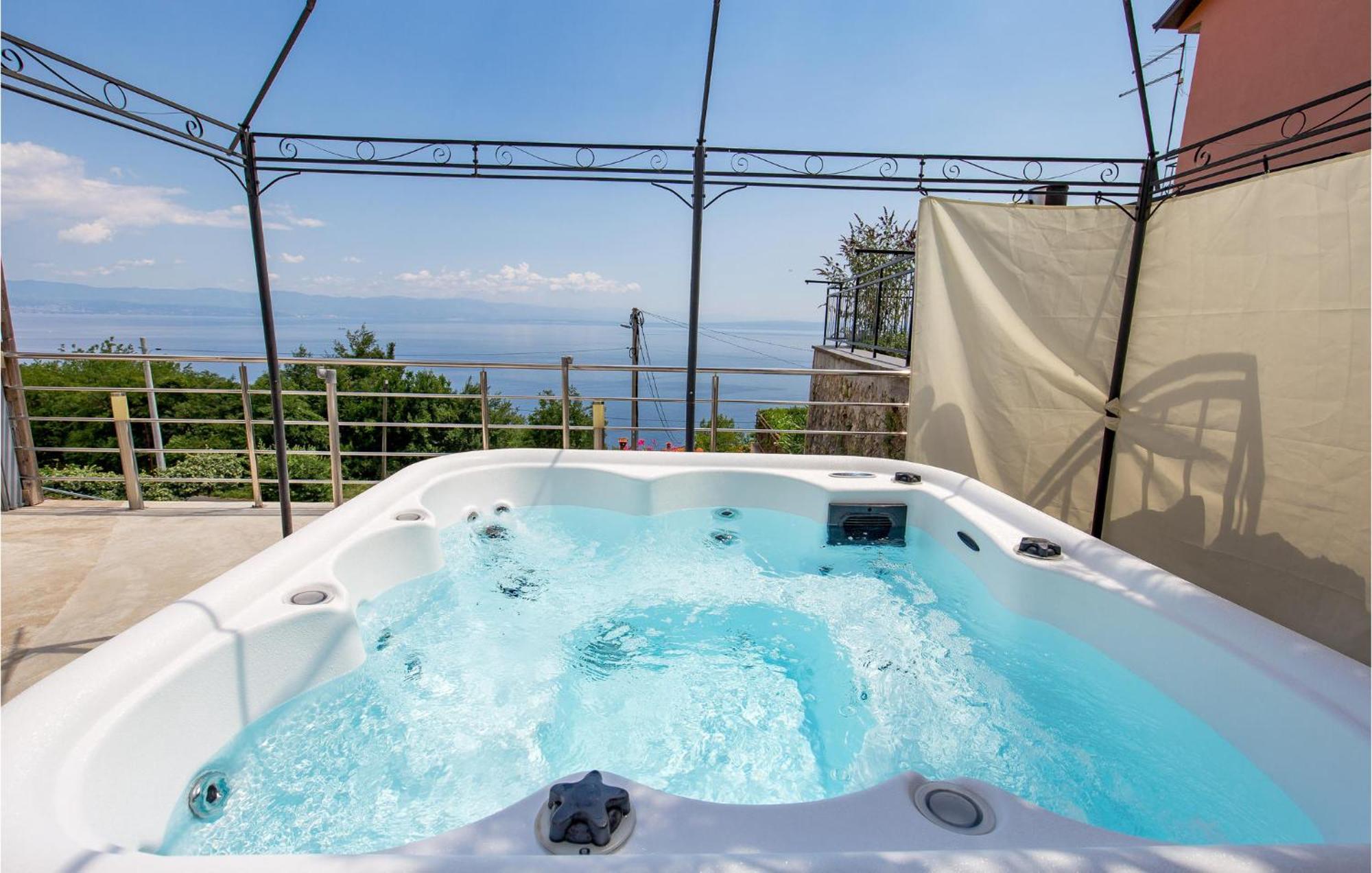 1 Bedroom Gorgeous Apartment In Moscenicka Draga Exterior foto