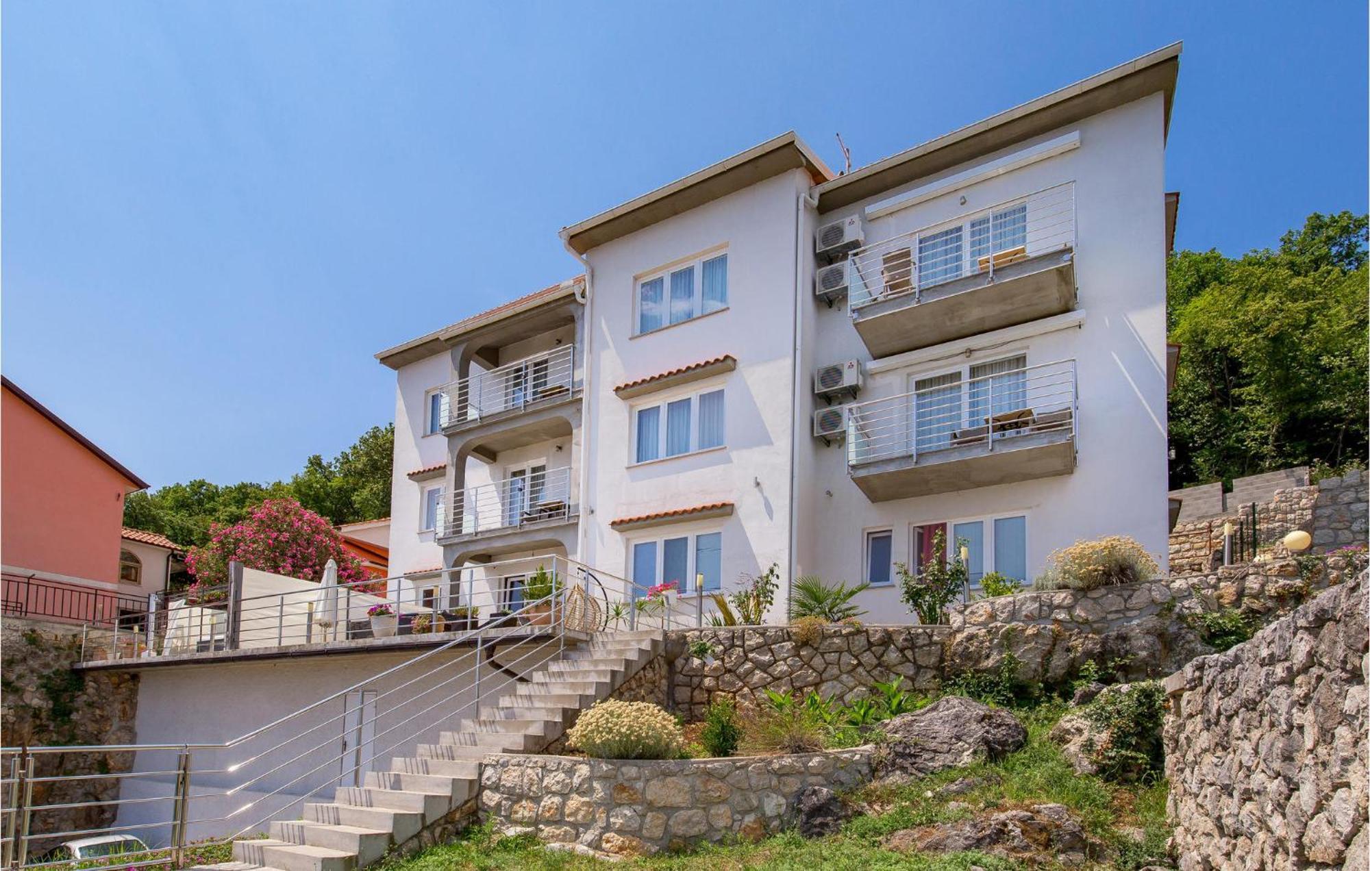 1 Bedroom Gorgeous Apartment In Moscenicka Draga Exterior foto